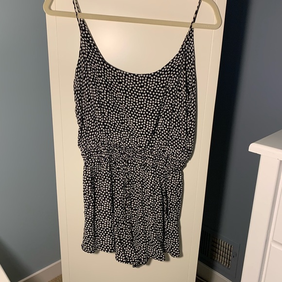 Tank Floral Romper - Navy & White | Size Small - Picture 3 of 10